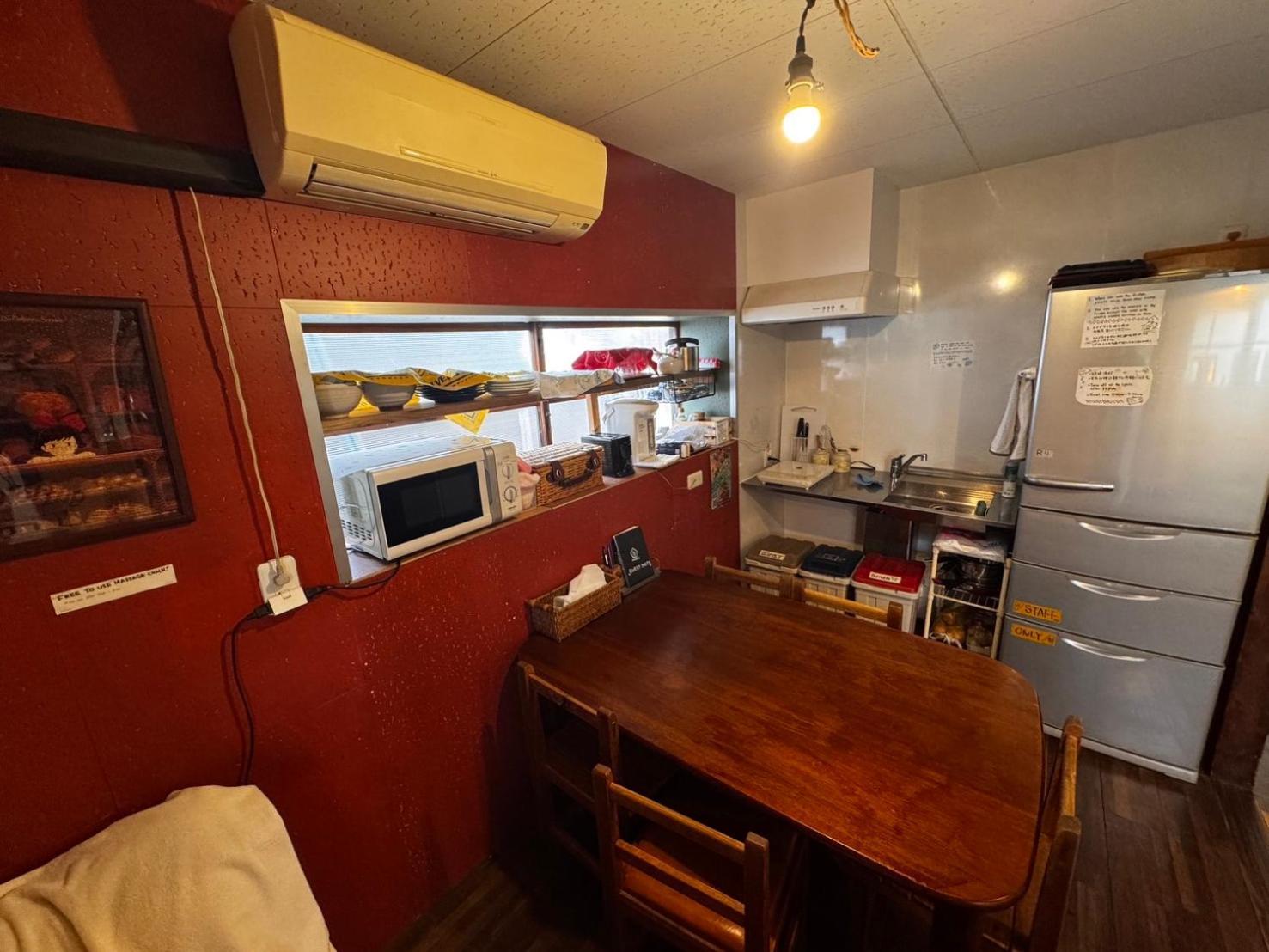 Roku Hostel Hiroshima Buitenkant foto