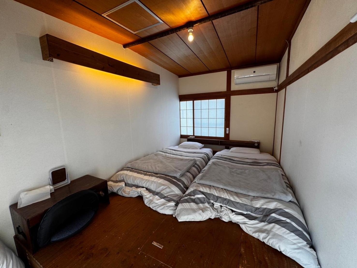 Roku Hostel Hiroshima Buitenkant foto