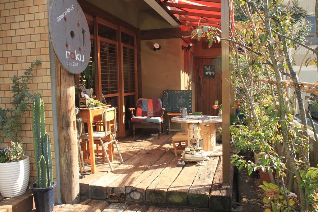 Roku Hostel Hiroshima Buitenkant foto